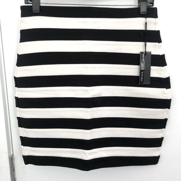 EXPRESS Bodycon Black & White Striped Mini Skirt - Picture 1 of 6